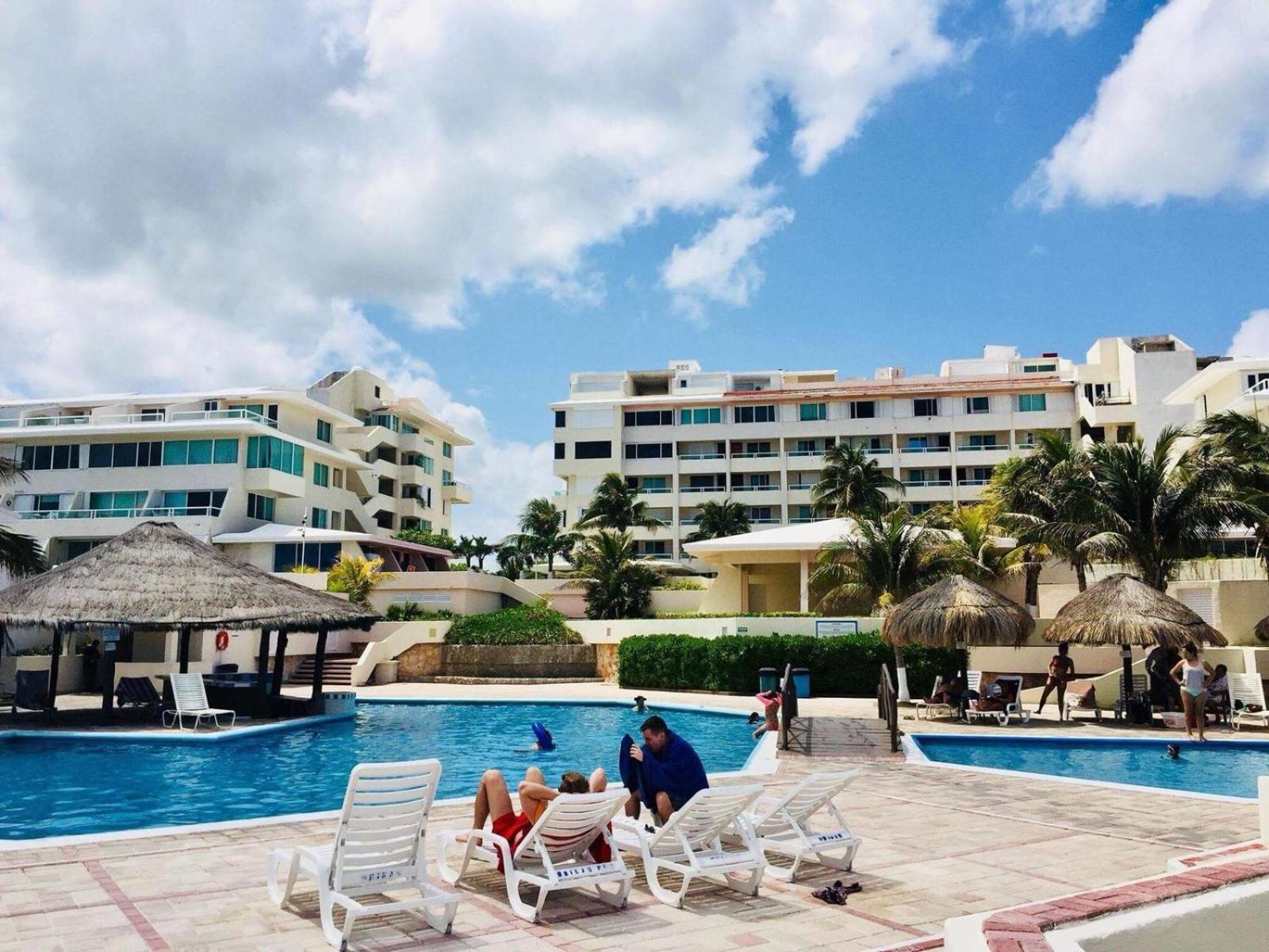 Brisas Residence Hotel Zone Apartment Cancún Zewnętrze zdjęcie